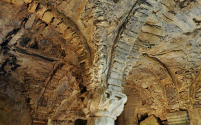 La cripta della chiesa romanica di San Salvatore di Giugnano
